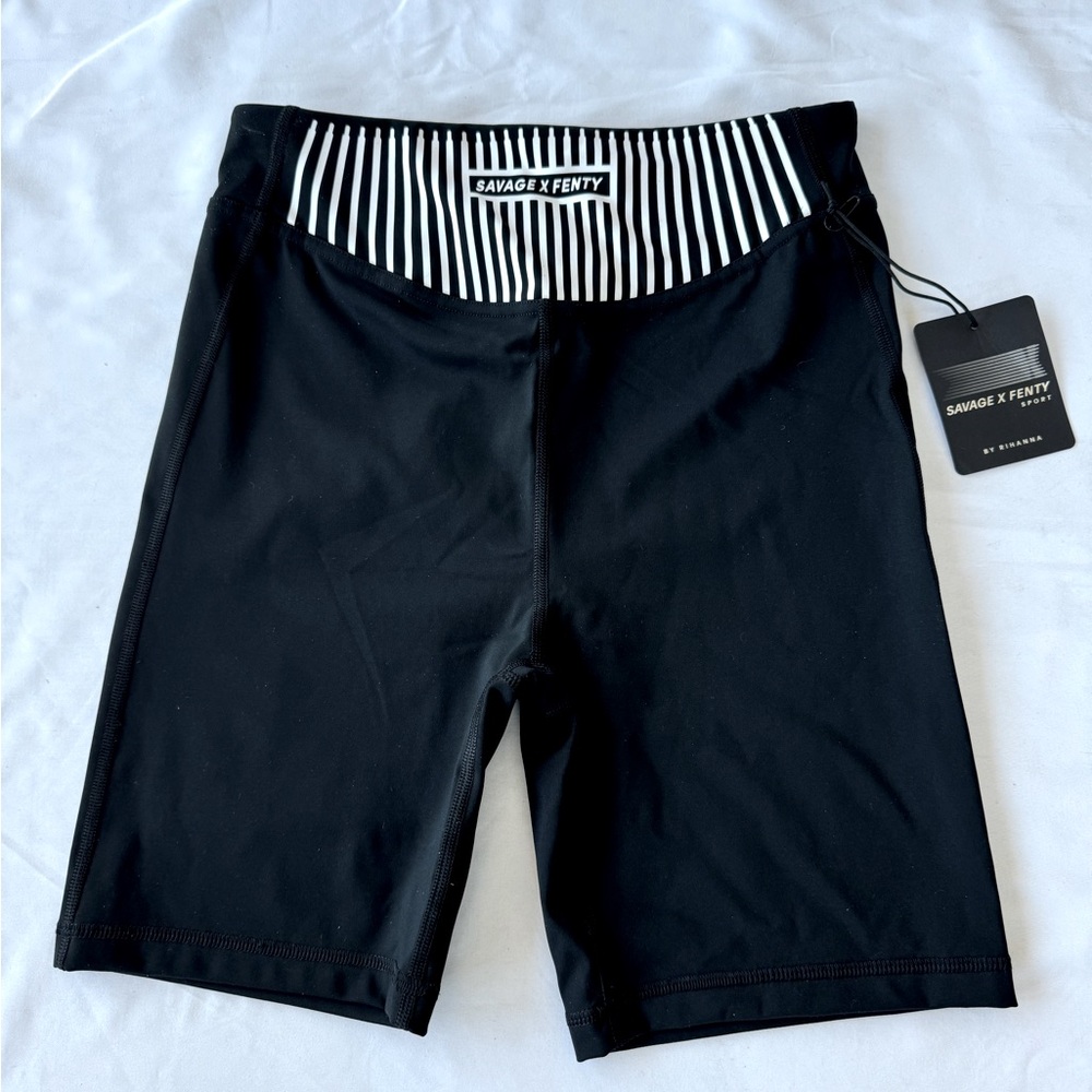 Savage X Fenty Xccentuate High-Waist Bike Shorts Black Women’s Size Medium